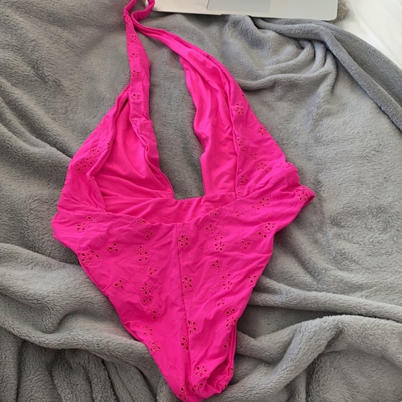 Frankies bikinis “Roma” one piece in fuchsia - Picture 3 of 4